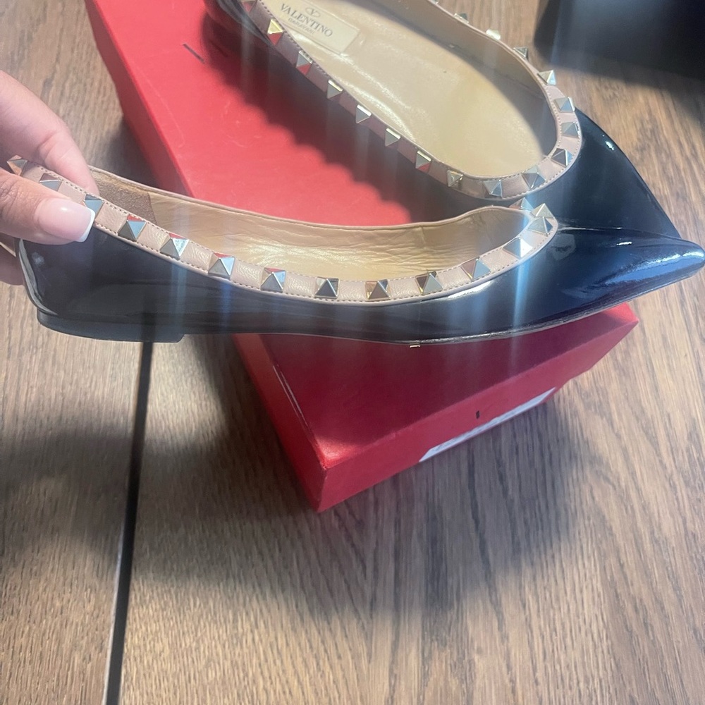 Women Valentino flats